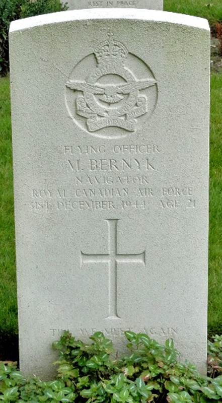 F/O Michael Bernyk<br/><br /><br />died December 31st, 1944